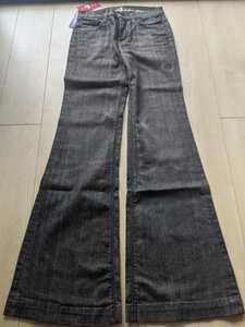 【新品】7 for all mankind セブンフォーオールマンカインド フレアジーンズ　ブーツカット　デニム　W26