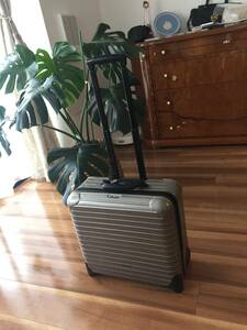 RIMOWA リモワ・Salsa サルサ・25L/2輪 ビジネストローリー/キャリーケース・シャンパンゴールド・機内持ち込・送料1230円~