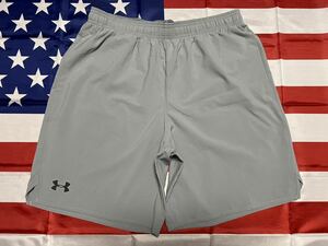 新品未使用タグ付き　MADE IN USA UNDER ARMOUR HEAT GEAR ハーフパンツ LARGE グレー