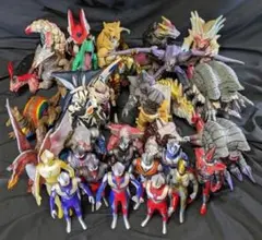 ウルトラマンティガ＆登場怪獣・宇宙人（バンダイ）ソフビフィギュア34体セット