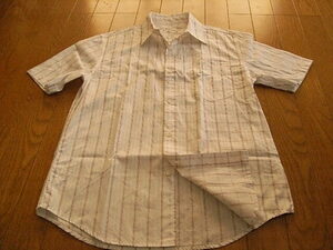 メンズメルローズ　かっこいい半袖ドレスシャツ　ホワイト系　ストライプ　サイズ3（M程度）