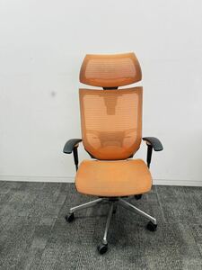 中古オフィスチェア オカムラ バロンチェア オレンジ 可動ヘッドレスト ハンガー ランバーサポート付 2011年製 背メッシュ切れあり