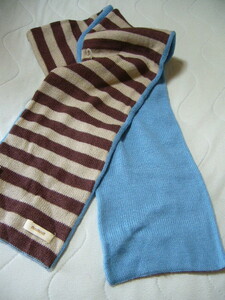 マフラー HusHush サイズ巾170㎜－長さ1600㎜ 家庭保管品で１か所小汚れあり 未使用