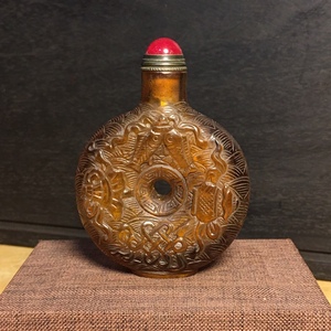 4611G.4 多宝閣■ 人間国宝 和田玉【瑠璃彫刻鼻煙壺】 印章 彫刻品 珍品旧蔵 伝世家珍 極上珍品 孤品