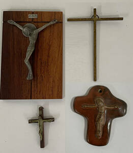 キリスト教 小物 4点 木製 キリスト像 十字架 飾物 壁掛け ペンダントトップ 宗教