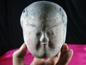 ｃ　漢代彩色婦人俑（頭部像） 漢時代　遺跡発掘品　中国　/　副葬品　墳墓　埋蔵文化財　青磁　陶器　シルクロード