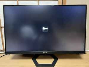 Philips 4K 27インチIPSモニター