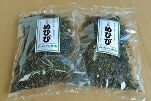 乾燥刻みめかぶめひび160g(80g×2袋)生めかぶ換算で約1,2kg分、アカモクやモズク同様フコイダイン豊富