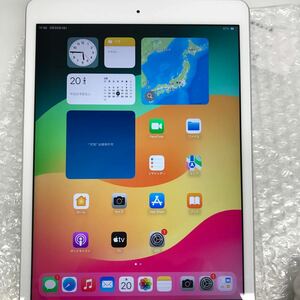 Apple iPad 第8世代2020 セルラー128GBシルバー　9137