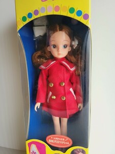 35周年記念 復刻2代目 リカちゃん CFコート 赤コート　人形　白バラ　