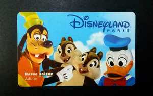 ■ディズニーランド パリ【ユーロディズニーのパスポートカード】1997年 グーフィー、ドナルドダックとリスのチップとデール コレクション