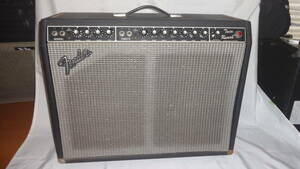 ☆完動　ビンテージでメンテ済み　Fender TwinReverb　リイシューではなく本物の黒パネル　消費税不要　￥128000より