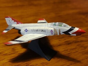 ワールドウイングスミュージアム 1/200 マクダネル・ダグラス アメリカ空軍 F-4E ファントムⅡ アクロバットチーム サンダーバーズ 戦闘機