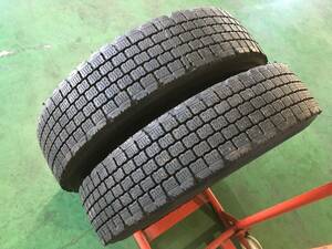 s227-4-2 ☆225/80R17.5 BS再生(W910パターン) 中古2本♪ 2019年台 再生スタッドレス ブリヂストン！ k70