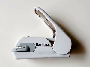 コクヨ KOKUYO 針の要らないホッチキス『Harinacs』針なしステープラー ハリナックスプレス 白 5枚とじ SLN-MPH105W ホワイト 白 美品