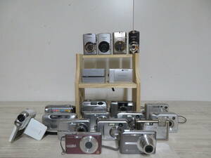 美品多数! Canon IXY / SONY cyber-shot / CASIO EXILIM / Panasonic LUMIX / OLYMPUS 等 機種色々 計20台 室内保管品 追加画像有り 