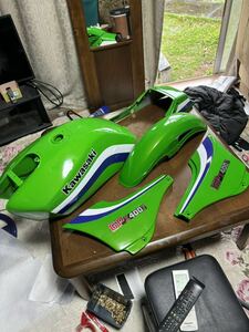 GPZ400f外装 外装セット 外装一式 ガソリンタンク テールカウル タンク フロントフェンダー サイドカバー 