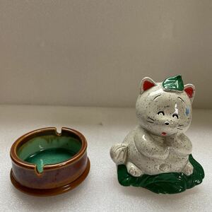 GXL9944 蚊取灰皿 ネコ 虫よけ 蚊取線香 蚊取りネコ 蚊取り線香入れ 猫 ねこ 蚊取りネコ 蚊取り猫 インテリア 雑貨 現状品　1107