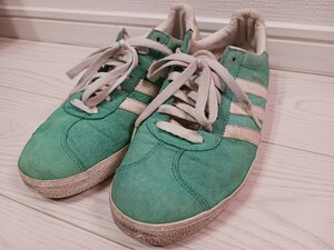 adidas★スニーカー★アディダス★緑★27cm★US9★緑★白ストライプ★グリーン★アメカジ★スポーツ★ランニング