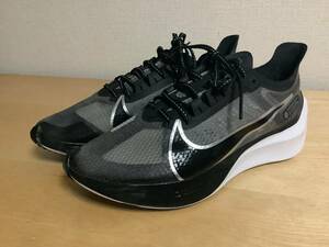 新品未使用　NIKE ZOOM ナイキ　ズーム　グラビディ　US 7インチ　表記サイズ　25cm (24cm相当) ブラック／シルバー　送料無料