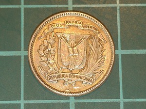 【1円スタート】ドミニカ共和国　ドミニカペソ銀貨