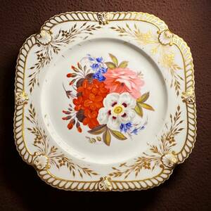 チェンバレンズ・ウースター イギリス リージェント　キャビネット・プレート　ハンドペイント花束絵 金彩装飾　角形飾り皿　1820年頃