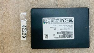 SSD128GB SATA 2.5 インチ SSD128GB 7MM SAMSUNG MZ-7LN128C 中古 使用時間46945時間