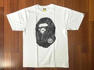 ★正規品・新品！A BATHING APE【ア ベイシング エイプ】フロントプリントTシャツ　BigFaceMonkey Lサイズ　ホワイト 原宿店購入品