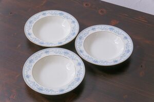 R-034270 中古　ノリタケ(Noritake)　ブルーヒル(廃盤)　淡いブルーの花柄が可憐なスープ皿3枚セット(洋食器)(1)