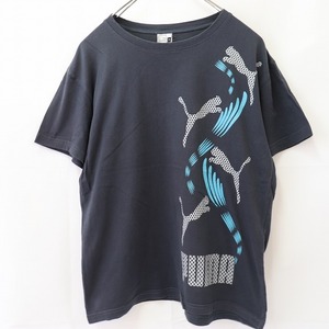 プーマ Tシャツ S 黒 デザイン PUMA 半袖 ロゴ プリント クルーネック メンズ レディース 古着 中古 st230