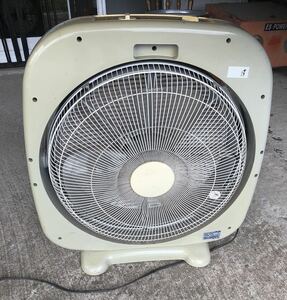 ULTRA BOX FAN 45cmの大型扇