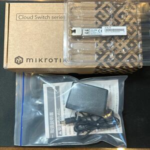 新品開封品Mikrotik CLOUD SWITCH SERIES CRS305-1G-4S+IN 10Gbs ACアダプタ EU Ver. SFP+ 純正 S+RJ10 10Gbps Ethernet モジュール1個付