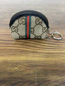 GUCCI グッチ　小銭入れ 美品　ポーチ ミニシェルポーチ 