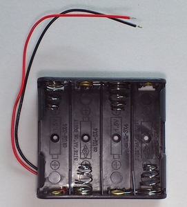 電池ボックス　単３x４本用　６V