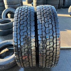 295/80R22.5 中古　TOYO, M636　 激安美品　2本セット：48000円