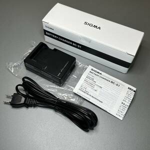 　■送料別・同梱可■現状渡し USED SIGMA バッテリーチャージャー BC-51 ( fp L dp0 dp1 dp2 dp3 Quattro BATTERY PACK BP-51用 充電器 )