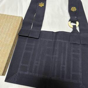 美品【絡子】曹洞宗 紫 両山紋 夏用 正絹 禅 法要 葬儀 仏具 僧侶 装束 五条 袈裟 九条 法衣 仏教 法衣