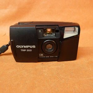 d★579 Olympus Trip 300 DX コンパクトフィルムカメラ 34mm/ F/5.6/60