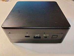 Intel NUC 11 pro Core i7 1165G7