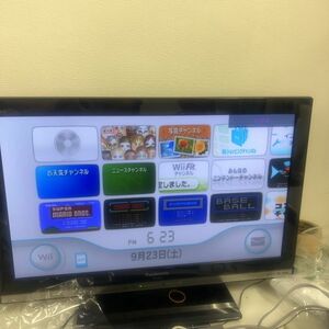 Nintendo Wii本体(内蔵ソフト11本入)　マリオ/ベースボール/エキサイトバイク 他 SDカード付 BB0001小2719/0927