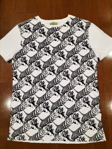 ヴェルサーチ　Tシャツ メンズサイズ M　タイガー 正規品