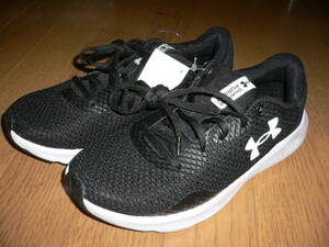 アンダーアーマー UNDER ARMOUR レディース チャージド パスート3 ブラック 3024889 001 24cm 24.0センチ ランニングシューズ ジョギング黒