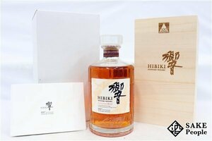 ◇1円～ サントリー 響 100周年 アニバーサリーブレンド 700ml 43% 白箱 木箱 冊子 ジャパニーズ SUNTORY HIBIKI