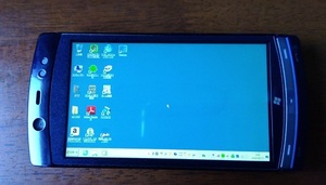 Fujitsu F-07C Windows7　携帯電話　新品バッテリー付属