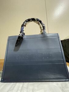 クリスチャンディオール　ブックトート　Dior BOOKTOTE