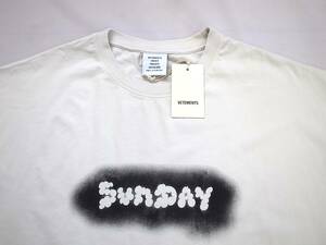 VETEMENTSヴェトモン「SUNDAY」Tシャツ sizeM