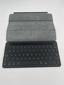 L239) Apple iPad10.5インチ　スマートキーボード　A1772 中古品