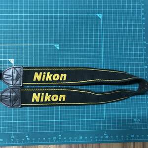 Nikon ロゴ入り カメラストラップ 中古品 R00875