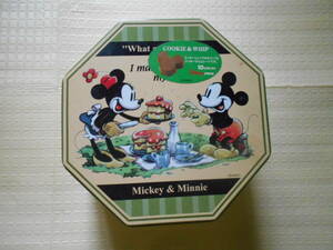 Disney store チョコレート菓子入れ Mickey&Minnie 金属製 スチール製空容器 中古 1点 
