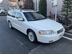 V70 ホワイトパールエディション